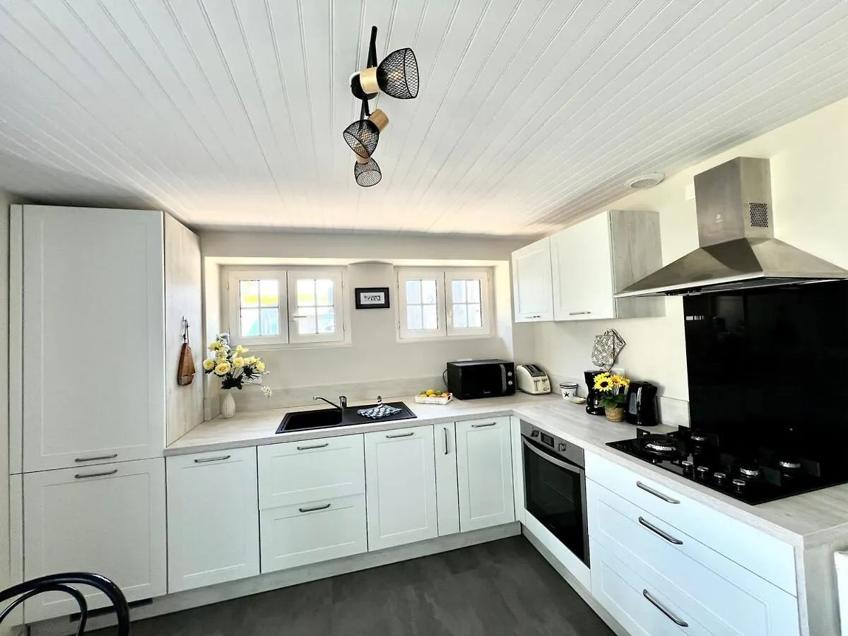 Les Falaises, Cozy And Functional 2-Room, Beaches, Gr34 Clohars-Carnoët 0*,